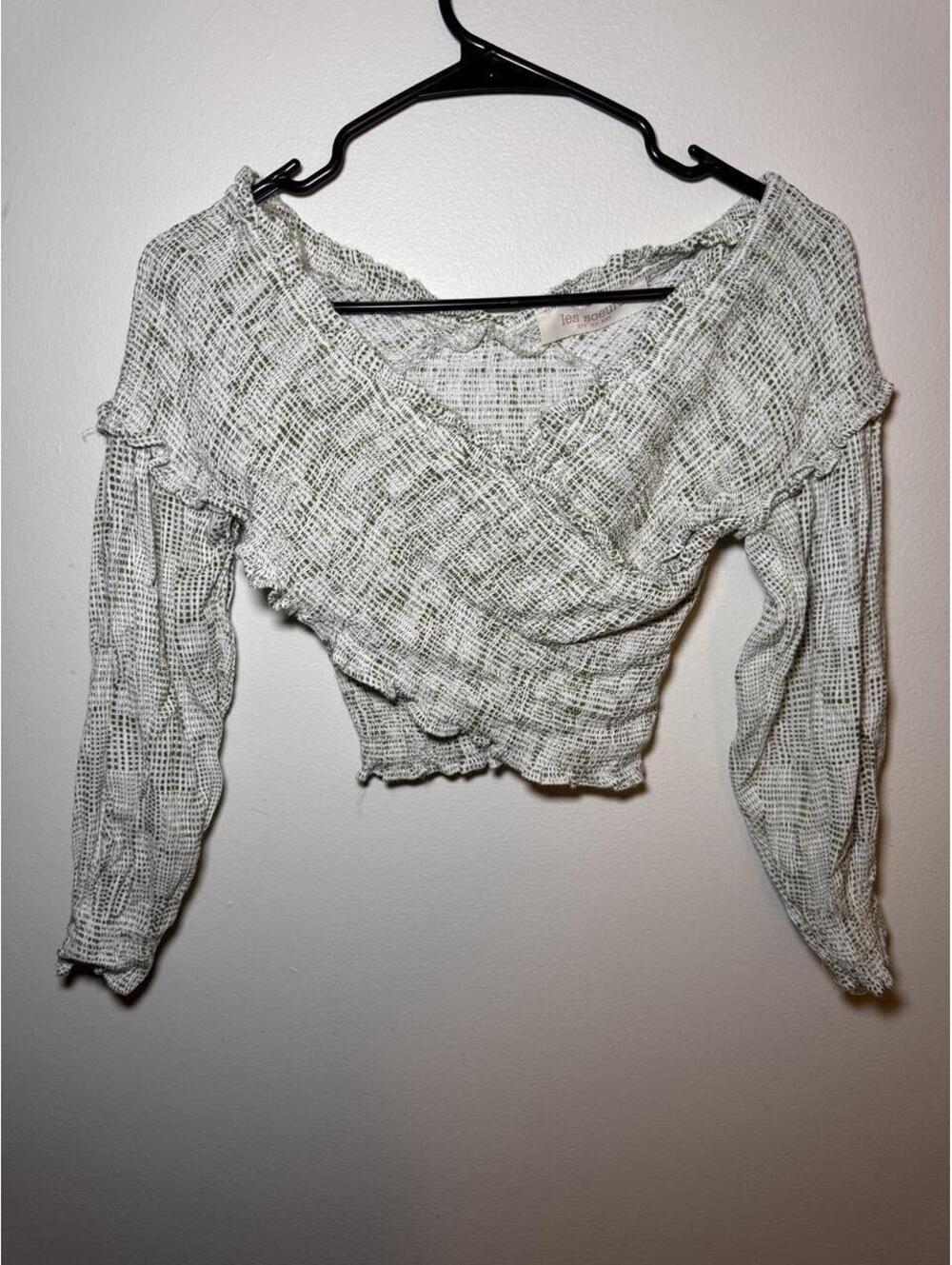 Les Soeurs White Boho Stretchy Top Size Small PTP 14 Stretchy GC